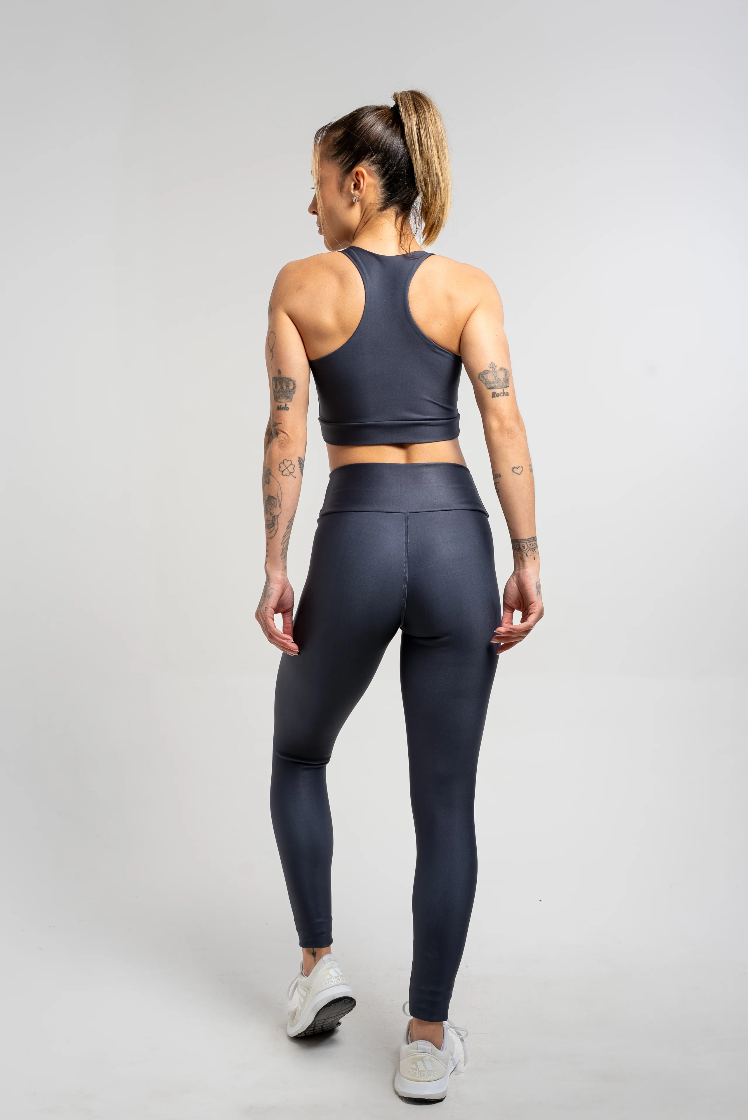 Legging Action - Image 5