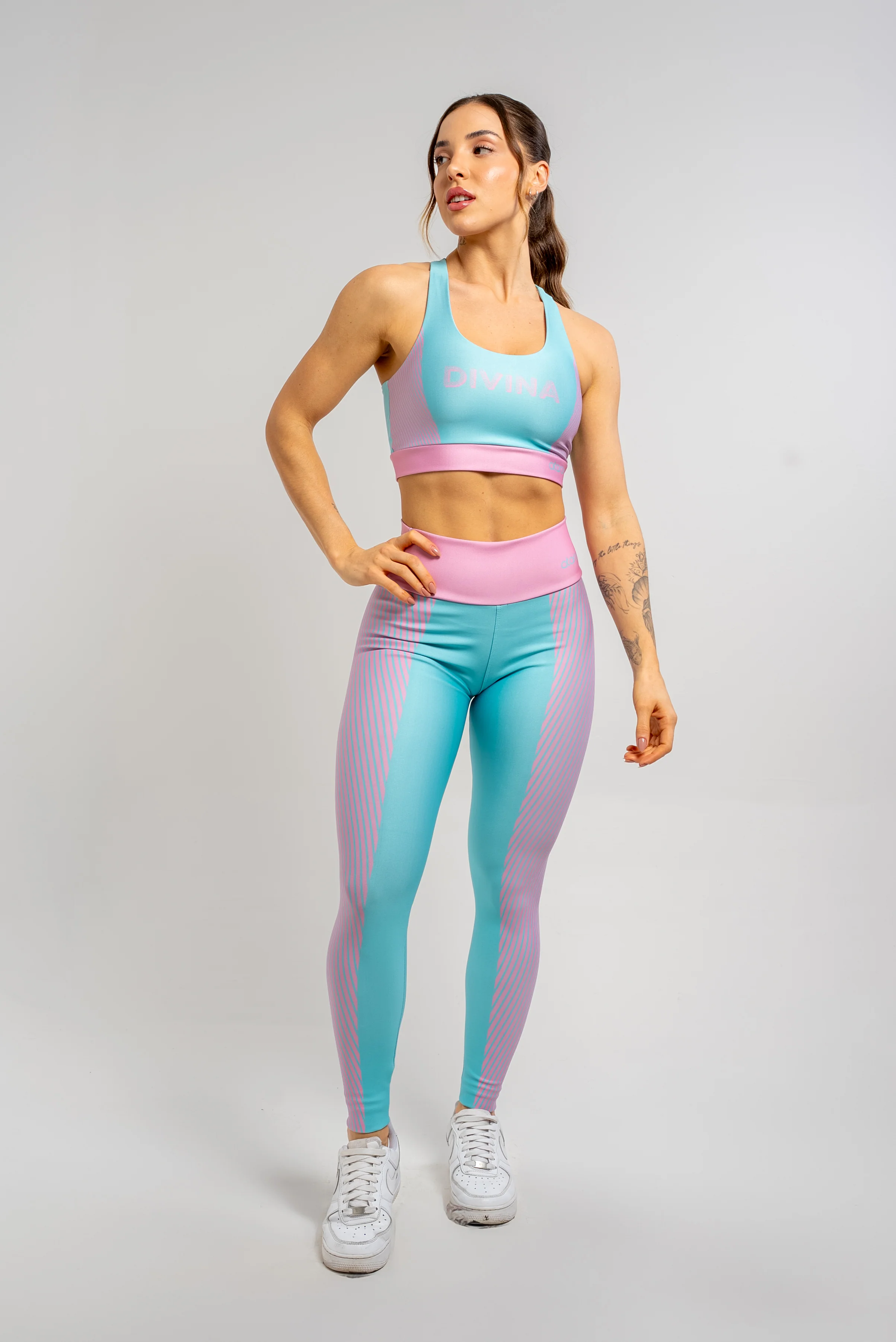 Legging Estampa Localizada Listra Rosa - Image 3