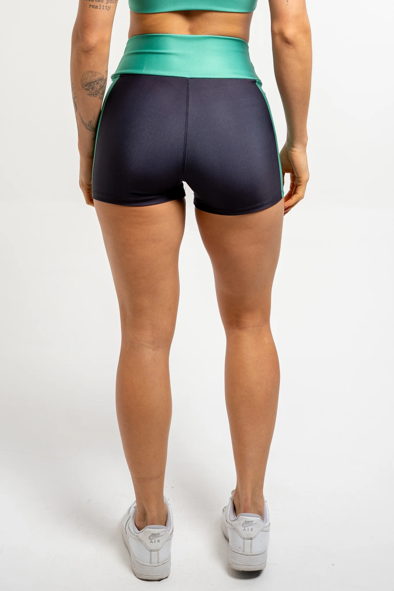 Shorts Color Block Green - Image 7