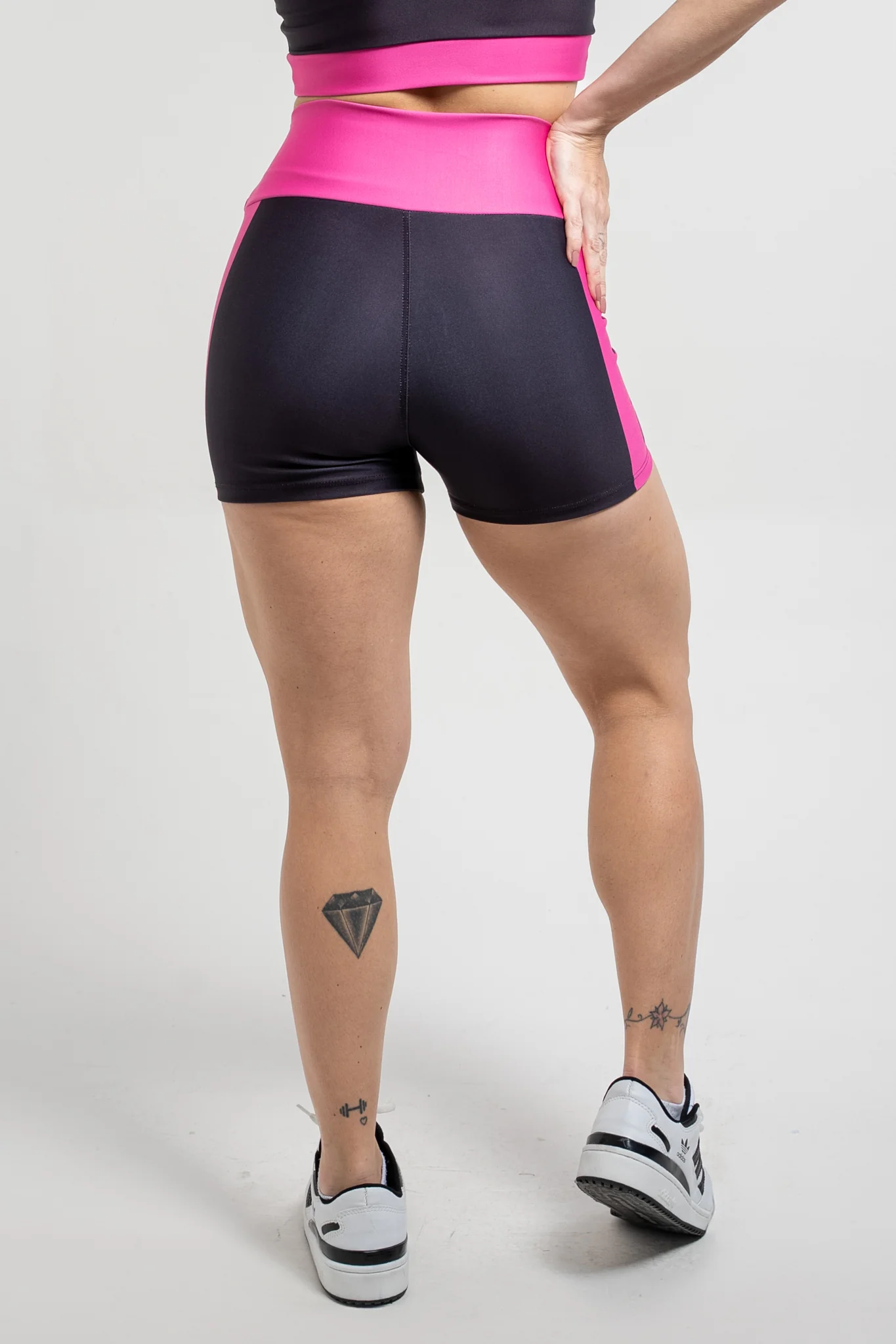 Shorts Color Block Pink - Image 3