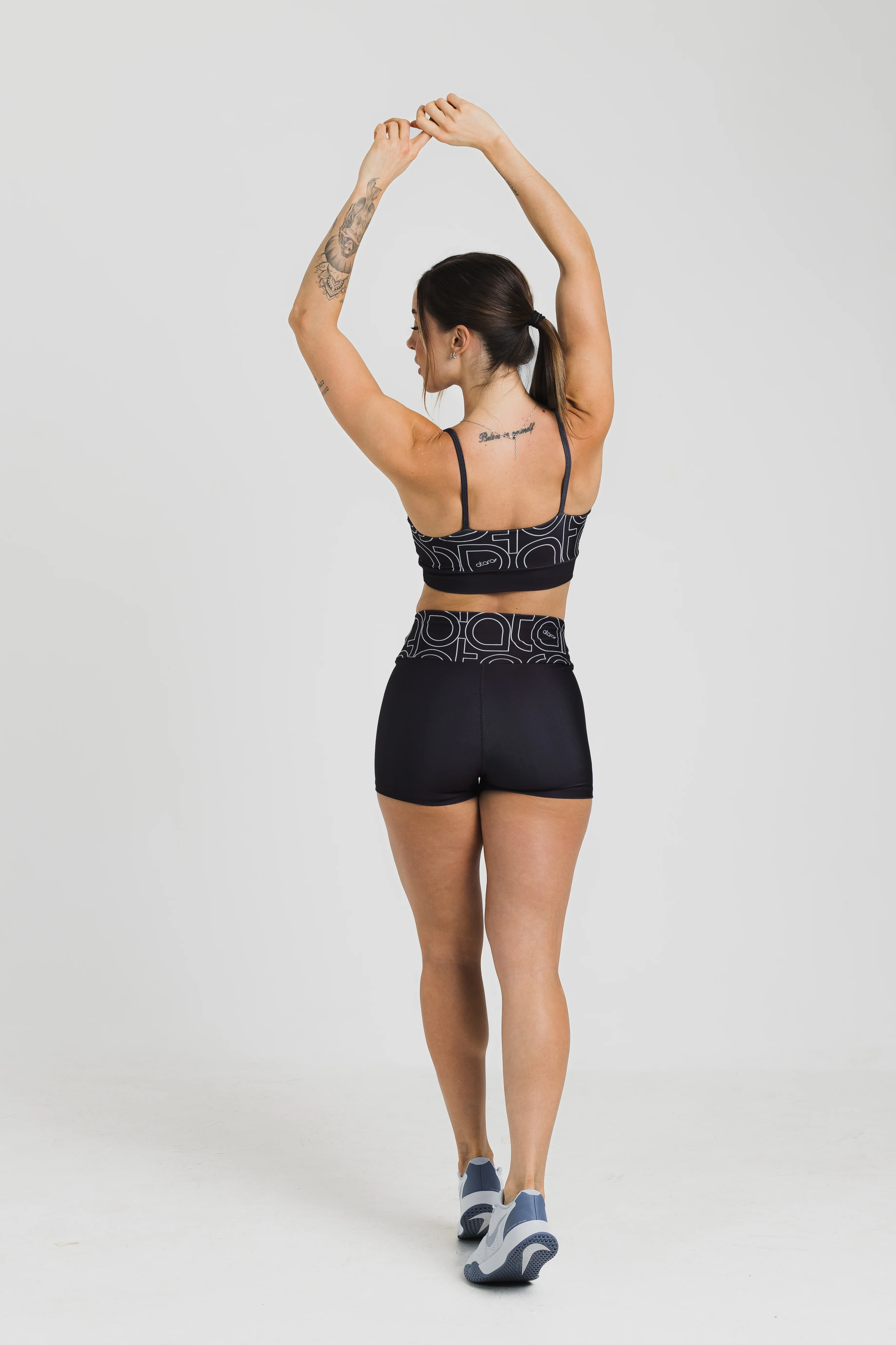 Shorts Curto Fire Black - Image 3