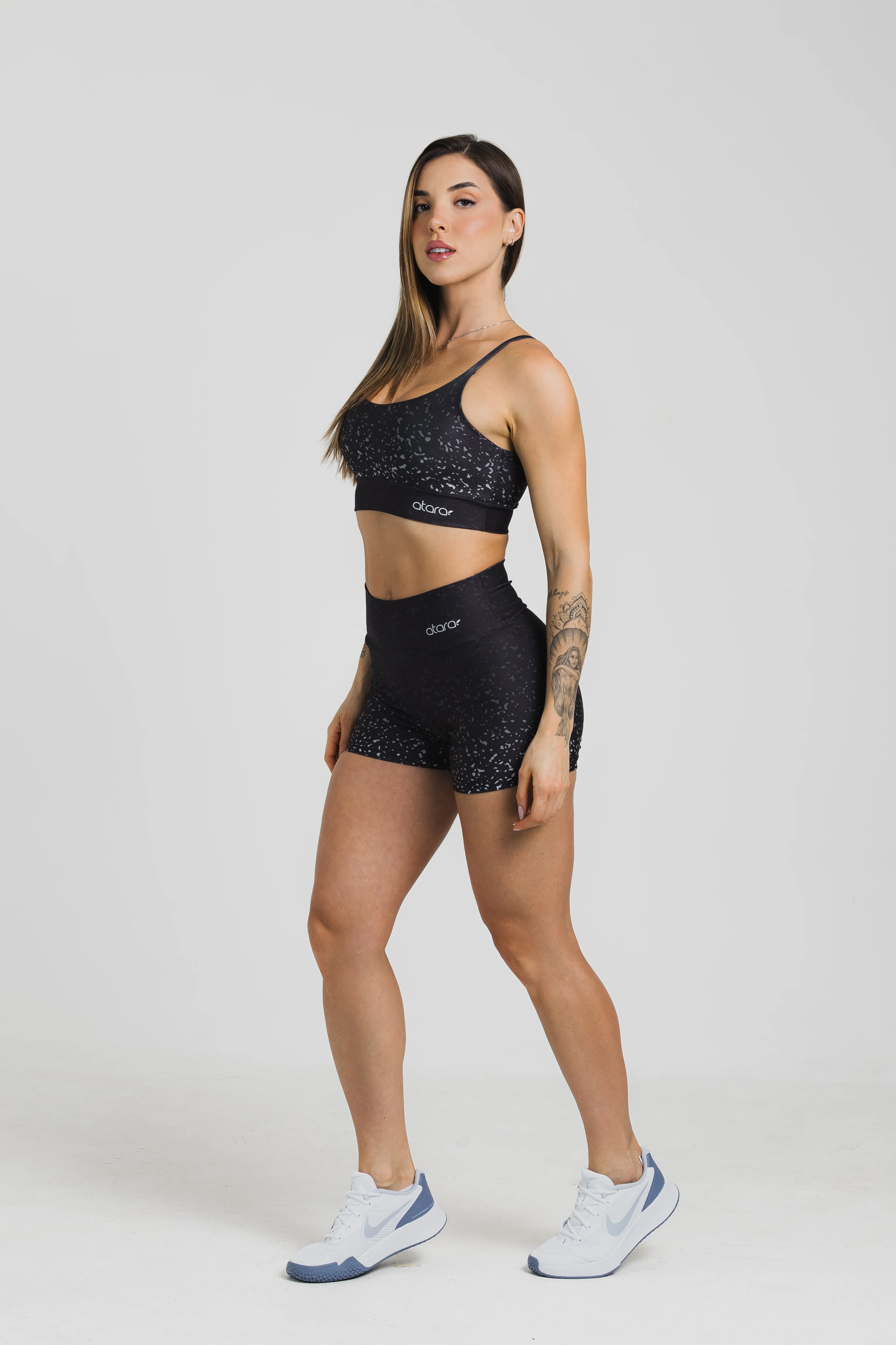 Shorts Curto Glow Black - Image 4