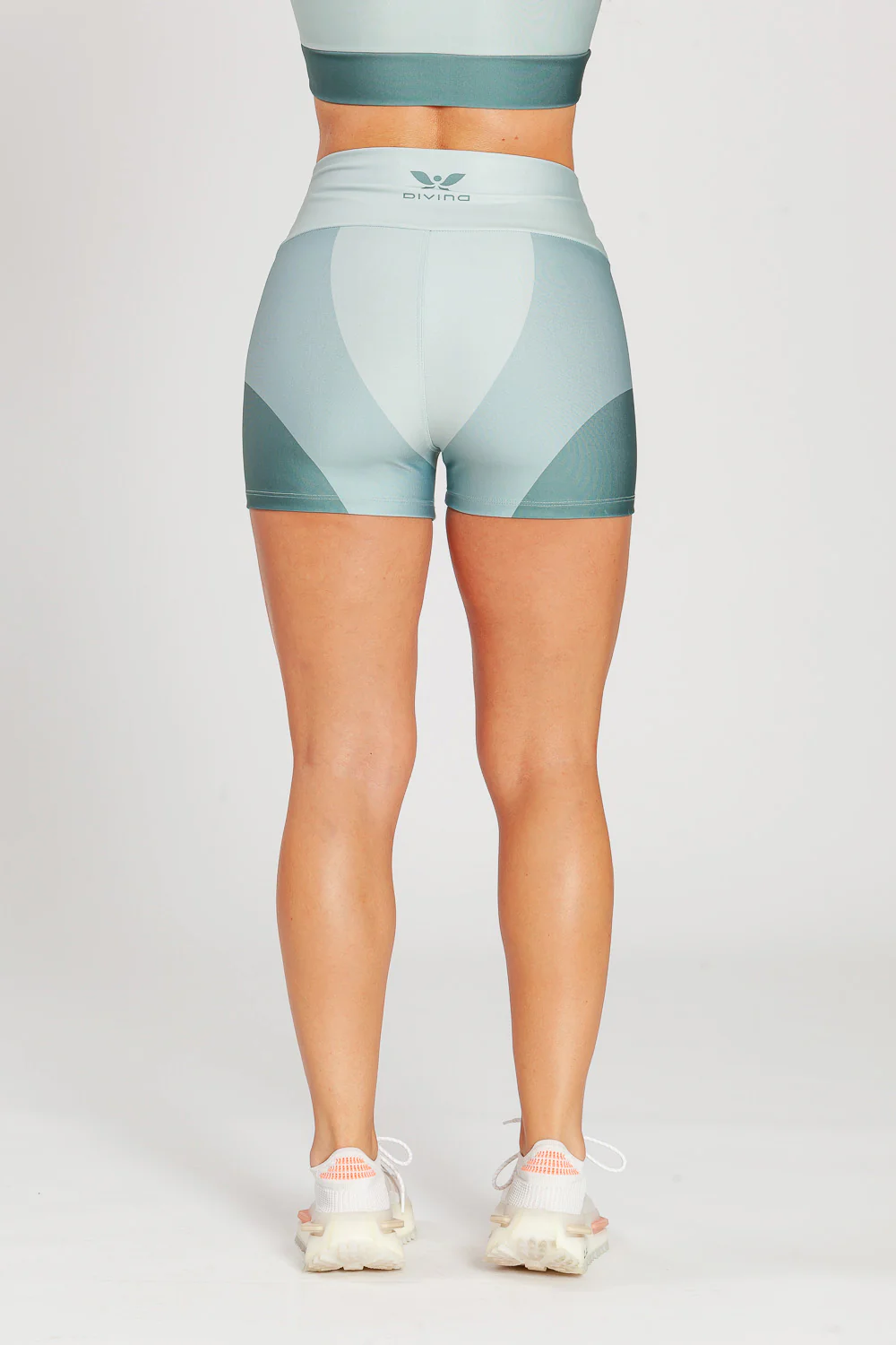 Shorts Três Cores Verde - Image 2