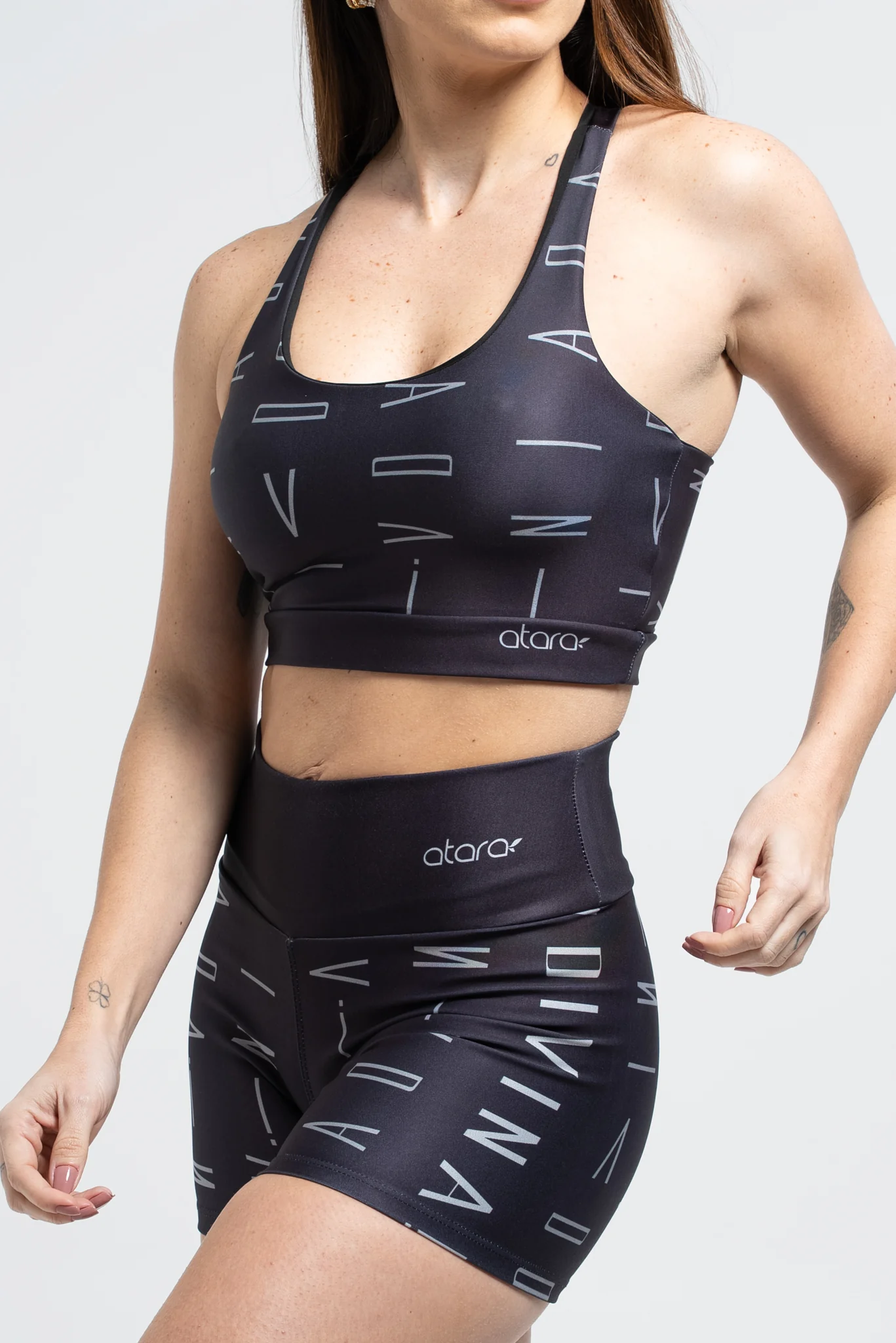 Shorts Divina Preto - Image 3