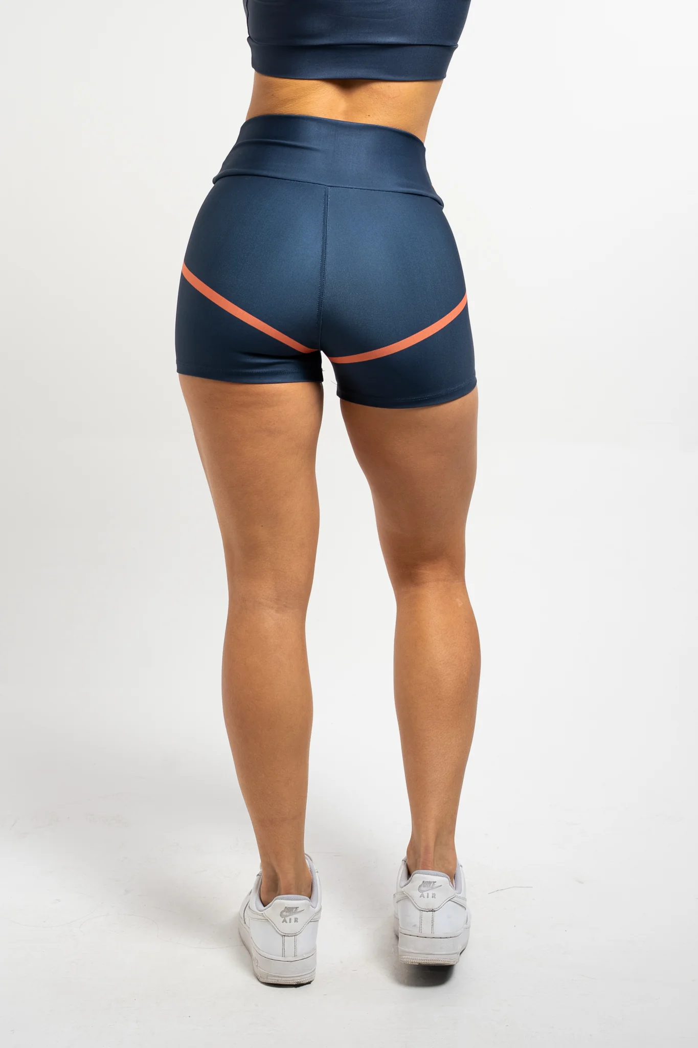 Shorts Line - Image 3