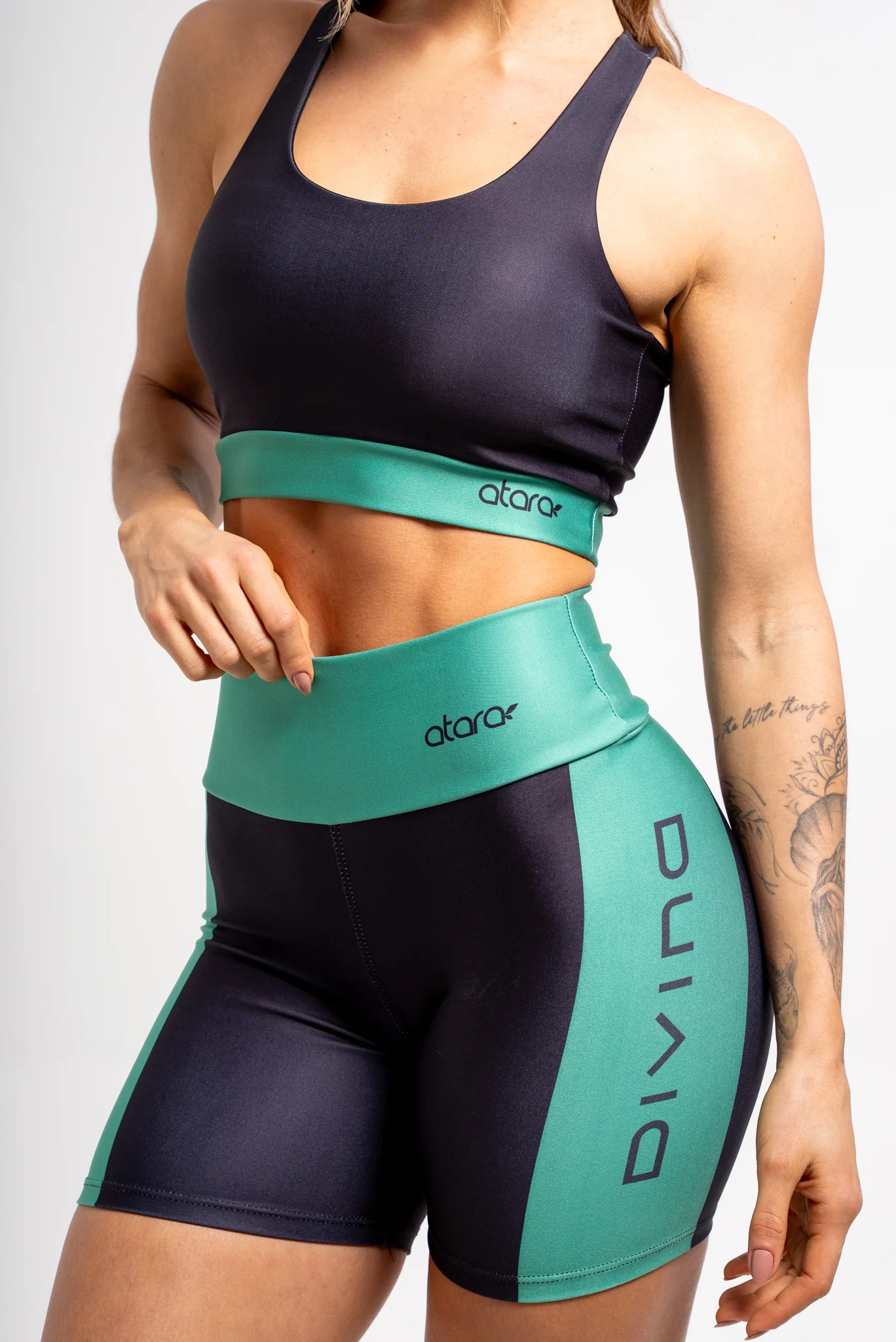 Top Nadador Color Block Green - Image 3