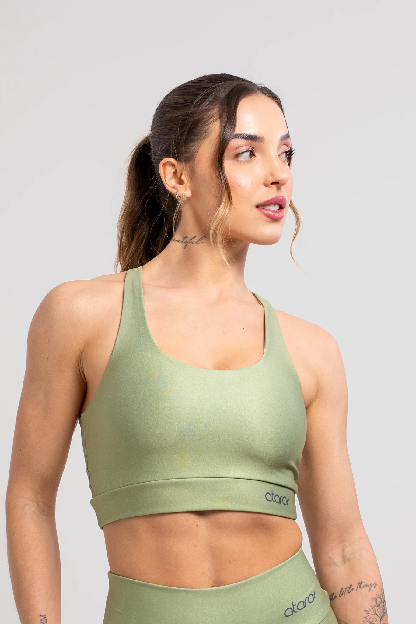 Top Nadador Estampa Lisa Verde Musgo - Image 3
