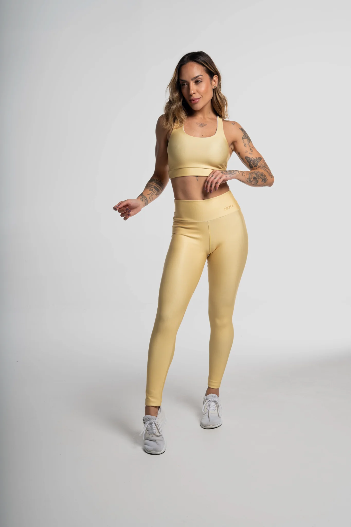 Top Nadador Estampa Lisa Amarelo - Image 3