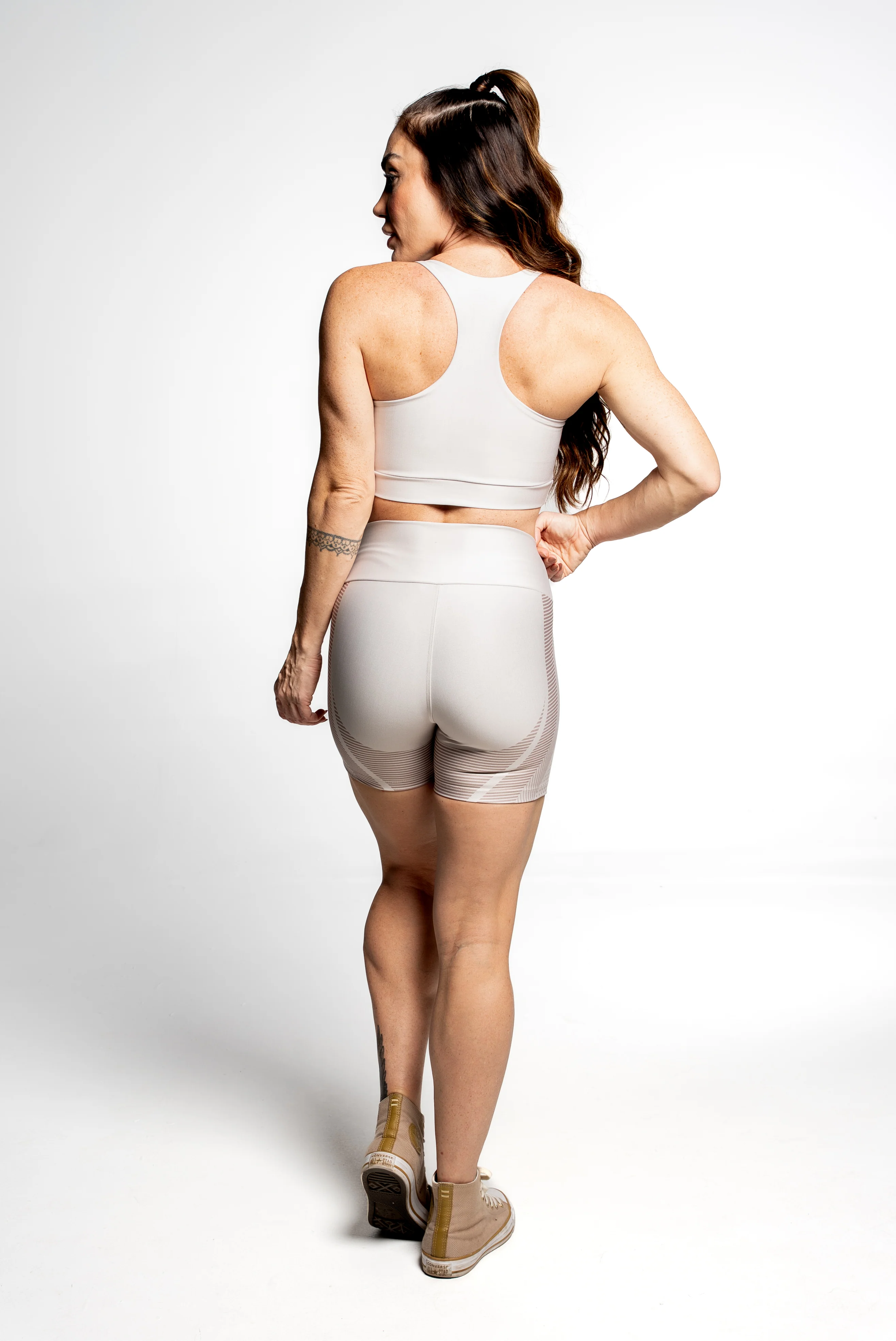 Top Nadador Tower Dourada - Image 3